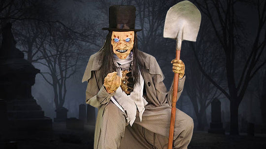 2025 Spotlight – Crouching Grave Digger Prop