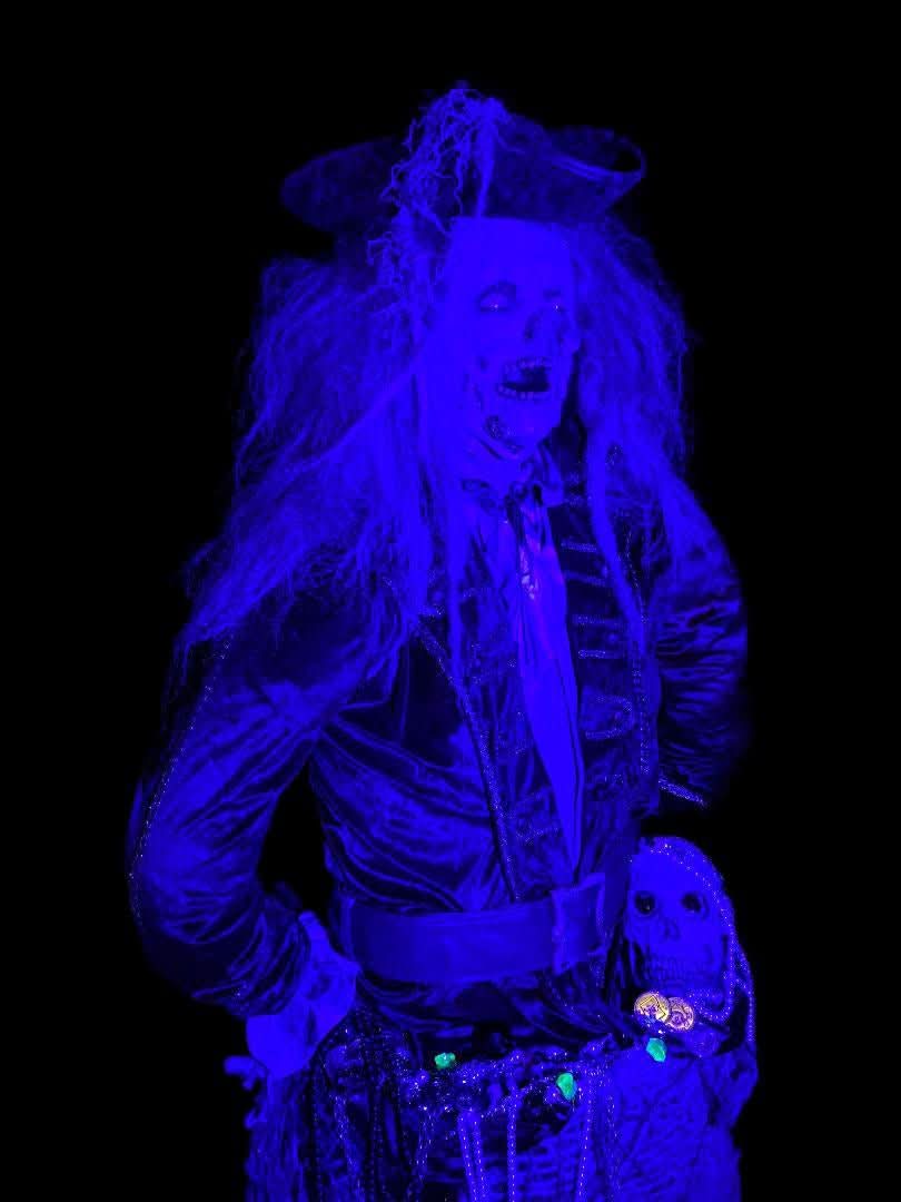 "Drunken Jack" Zombie Pirate Halloween Animatronic