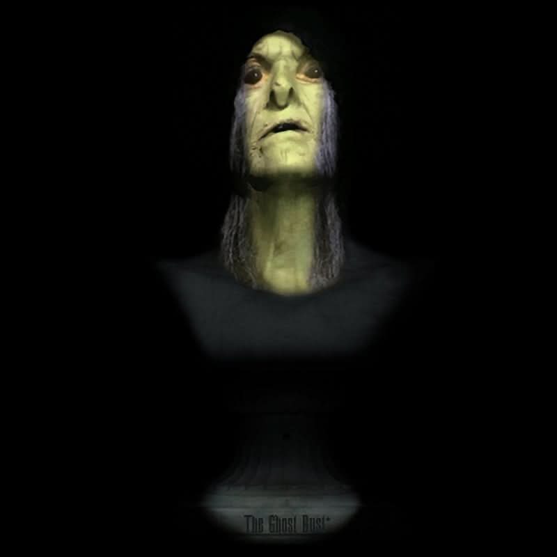 "Ghost Bust Pro - Seance Bust" Animated Haunted Projection Prop