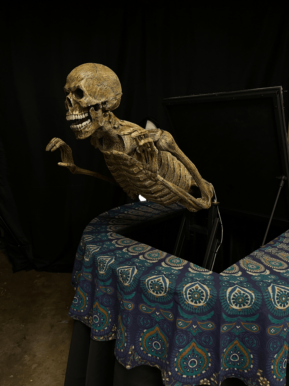 Seance Table Professional Animated Halloween Decoration