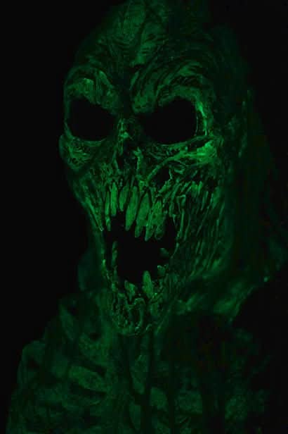 "Ultimate Spectre Reborn" HD Studios Pro Costume 
