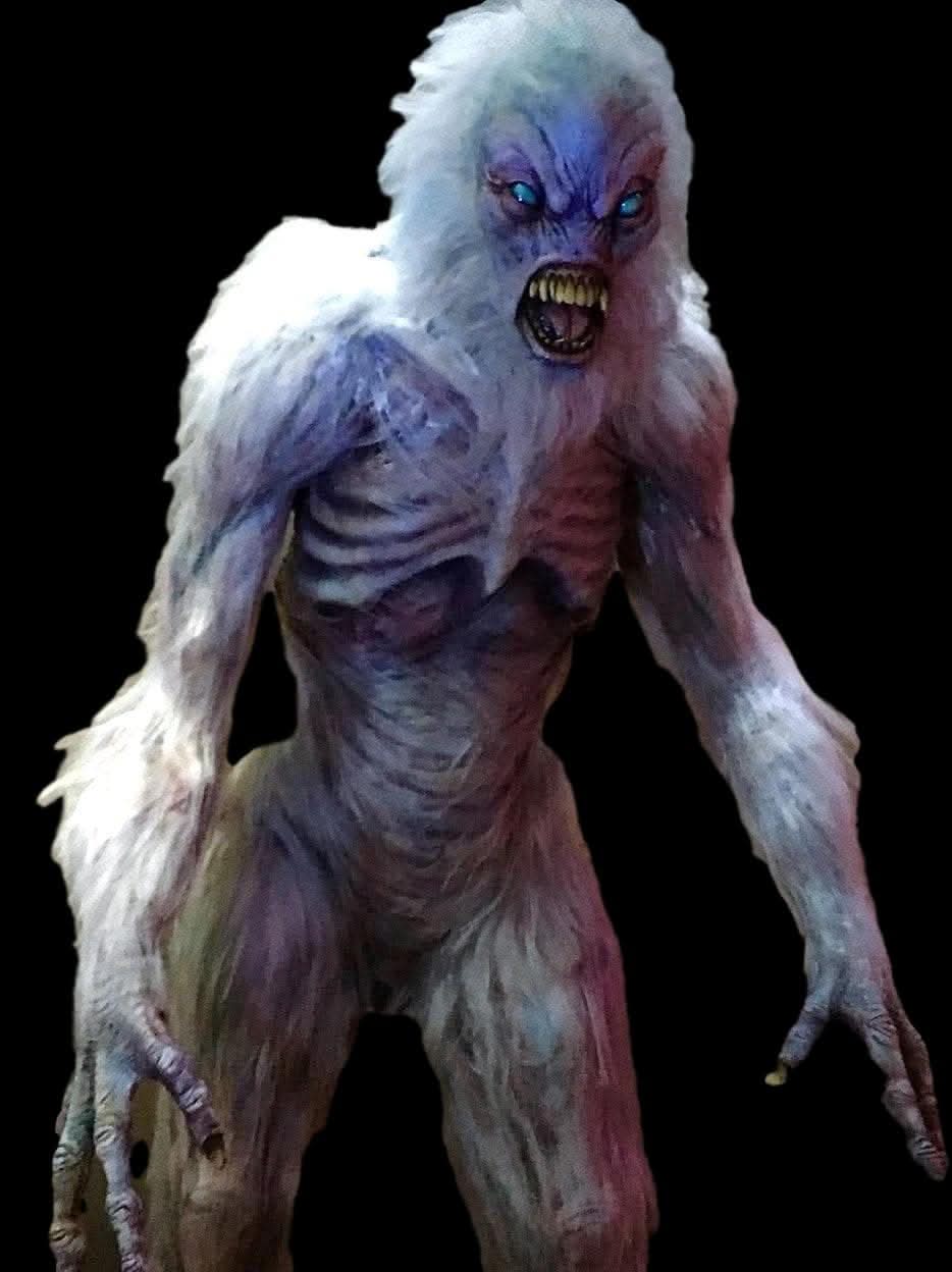 "Daemon Yeti" Professional Halloween Prop