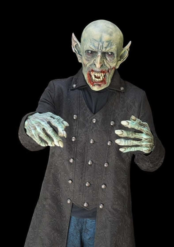"Dusk till Dawn" HD Studios Comfort Fit Halloween Costume