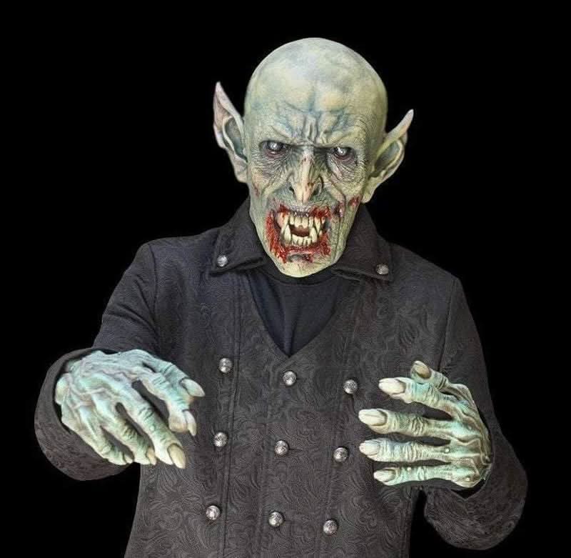 "Dusk till Dawn" HD Studios Comfort Fit Halloween Costume
