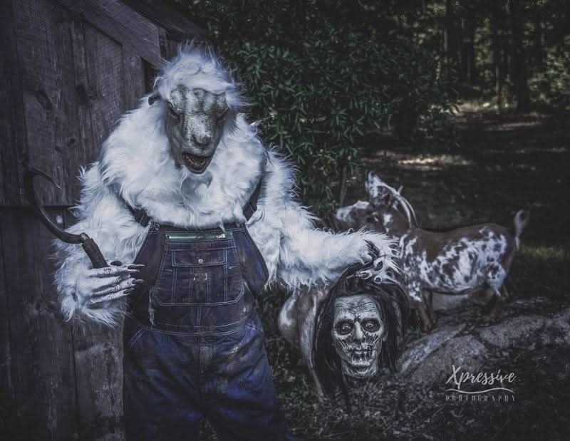 "Evil Goat Man" HD Studios Pro Halloween Costume