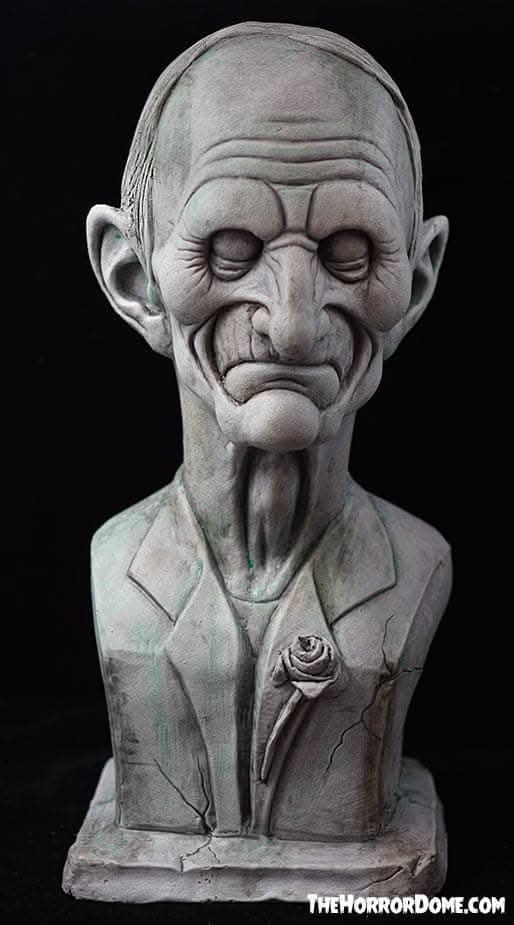 "Master Macy Ghostly Manor Bust" Halloween Decoration
