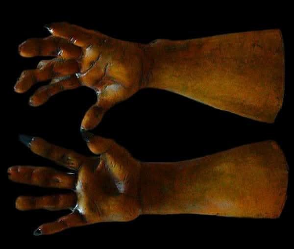 "Werewolf Hands - Brown" Deluxe Halloween Costume Gloves