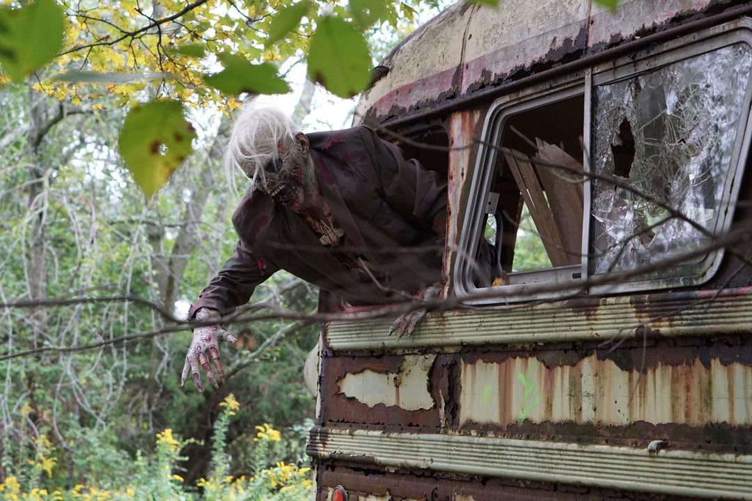 "Zombie Walker" HD Studios Pro Halloween Costume
